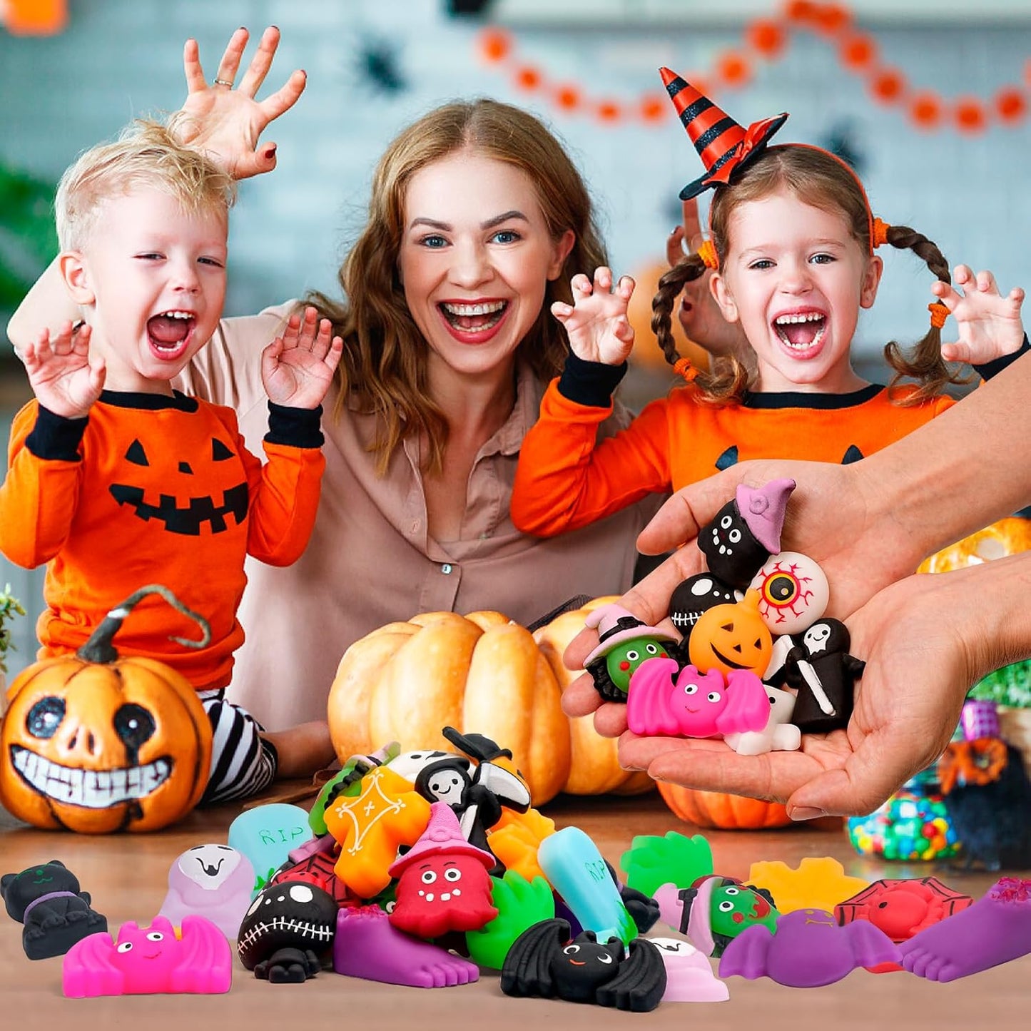 Pethomli 24 Pcs Halloween Mochi Squishies Toys,Mini Pumkin Ghost Mochi Squeeze Halloween Toys for Kids Party Favor,Cute Stress Relief Halloween Spiders Filler Basket Stuffer Gifts