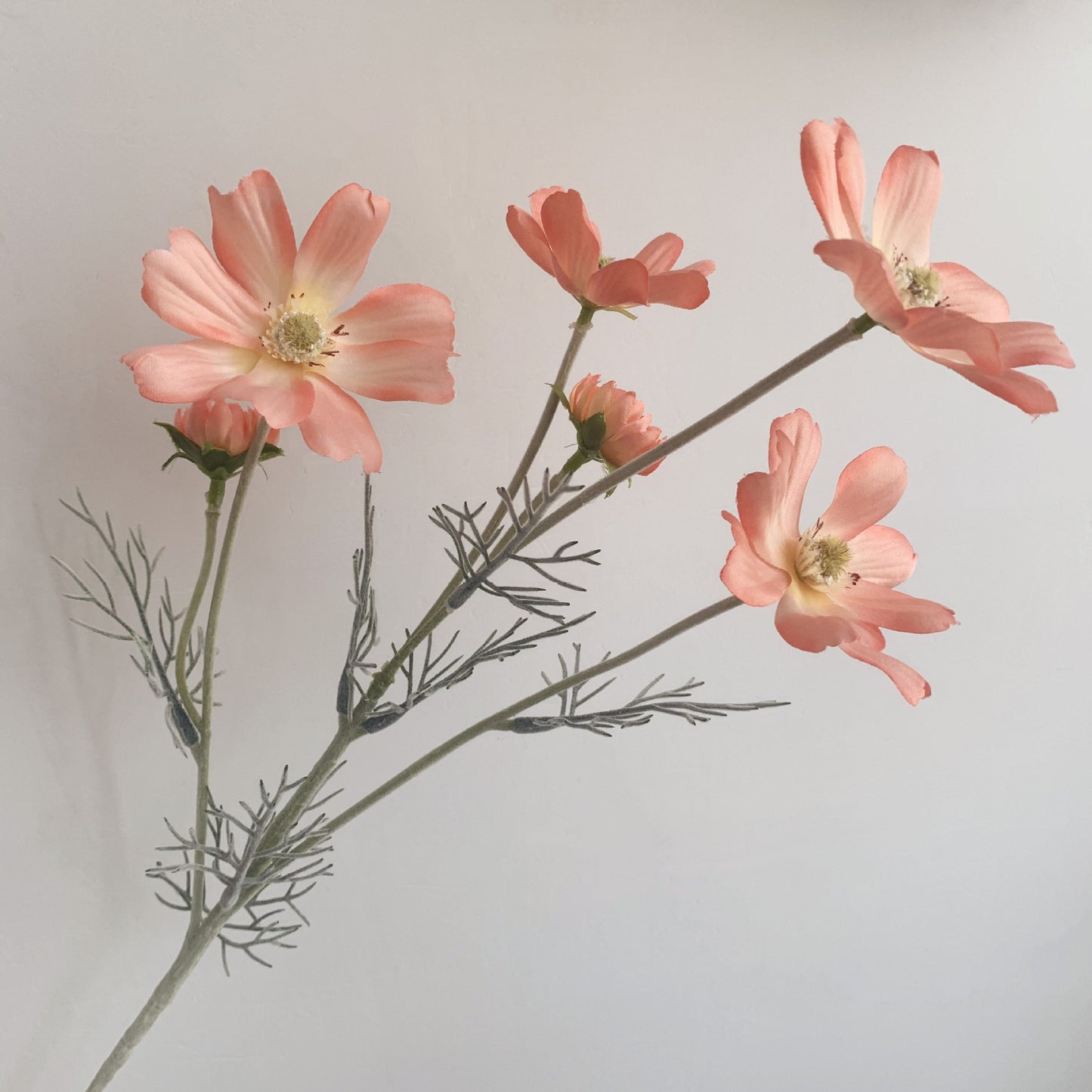 Manufacturer Supply Home Decoration Wedding Fake Flower Pastoral Floral Simulation Flower Silk Flower Gesang Chrysanthemum Small Chrysanthemum Cosmos Chrysanthemum