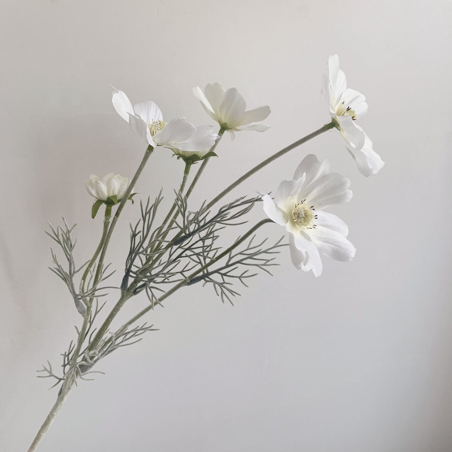 Manufacturer Supply Home Decoration Wedding Fake Flower Pastoral Floral Simulation Flower Silk Flower Gesang Chrysanthemum Small Chrysanthemum Cosmos Chrysanthemum