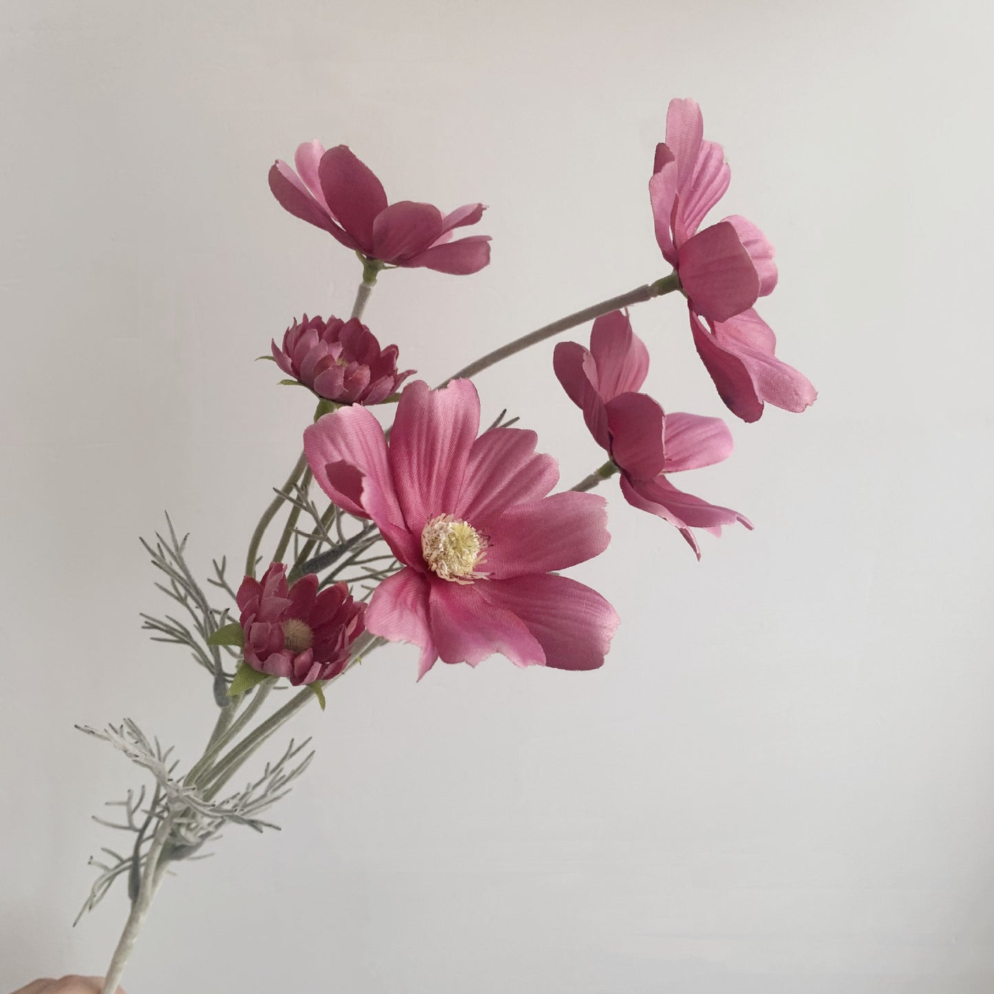 Manufacturer Supply Home Decoration Wedding Fake Flower Pastoral Floral Simulation Flower Silk Flower Gesang Chrysanthemum Small Chrysanthemum Cosmos Chrysanthemum