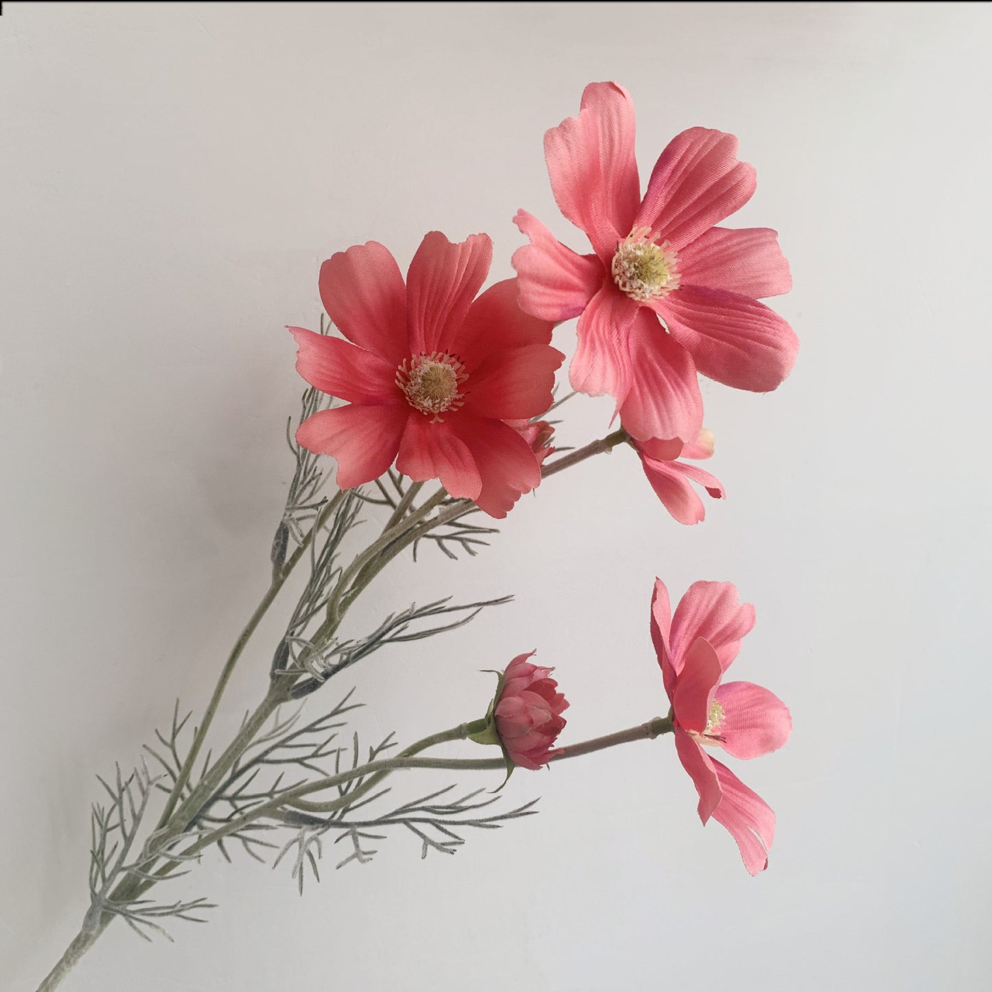 Manufacturer Supply Home Decoration Wedding Fake Flower Pastoral Floral Simulation Flower Silk Flower Gesang Chrysanthemum Small Chrysanthemum Cosmos Chrysanthemum